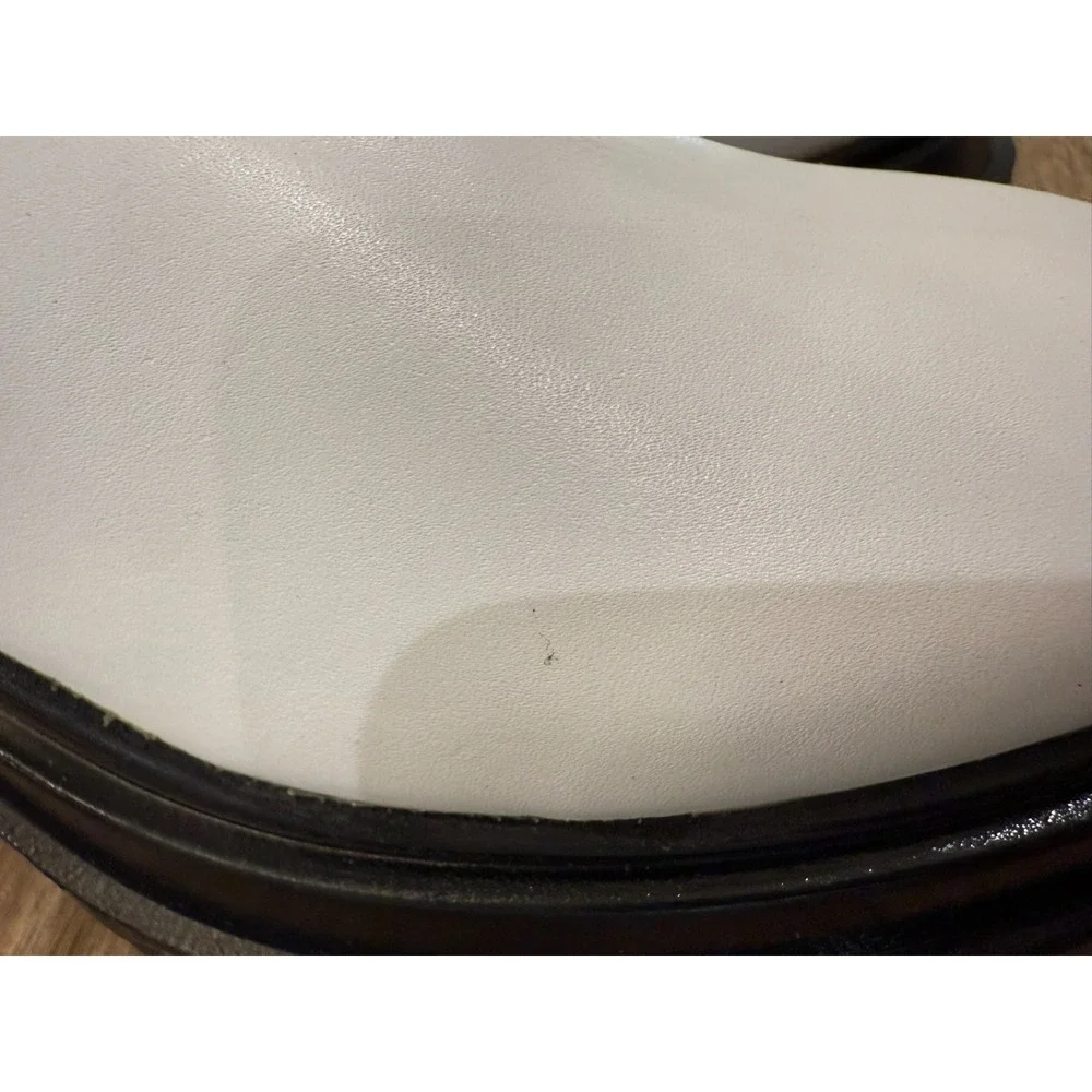 NWOB Bloomingdale's Aqua Jessy White Leather Pull On Chelsea Boots Booties 6.5 M